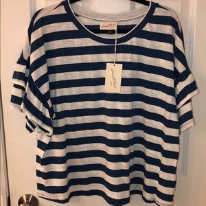 Universal Thread top. New with tags, size XXL